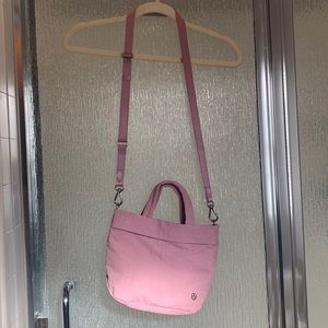 Lululemon Bag with removable strap